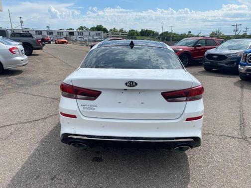 2020 Kia Optima SE