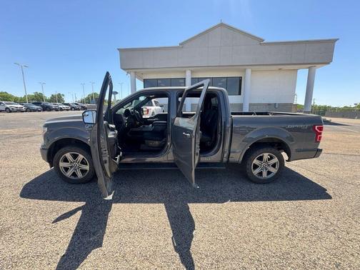 Lead Foot 2018 Ford F-150 XLT