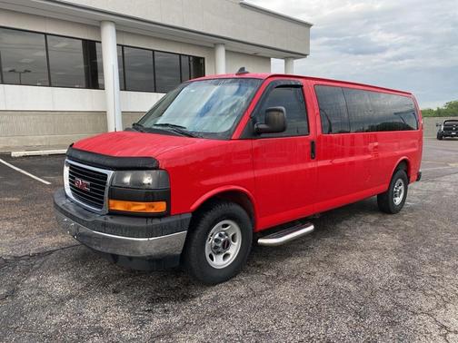 2017 GMC Savana 3500 LT