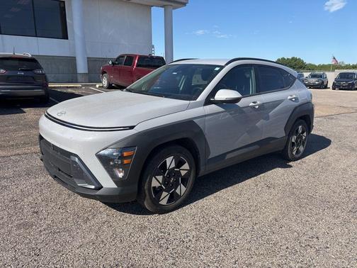 Cyber Gray Metallic 2025 Hyundai KONA SEL