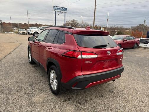 2023 Toyota Corolla Cross LE