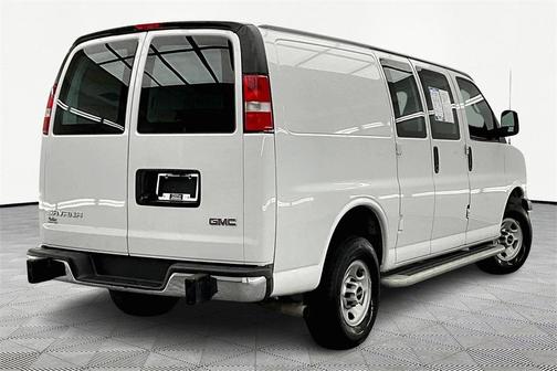 2023 GMC Savana 2500 Work Van