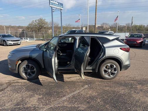 Sterling 2024 Chevrolet Blazer LT