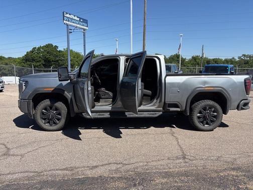 Sterling 2024 GMC Sierra 3500 AT4