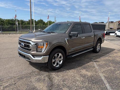 Stone Gray Metallic 2023 Ford F-150 XLT