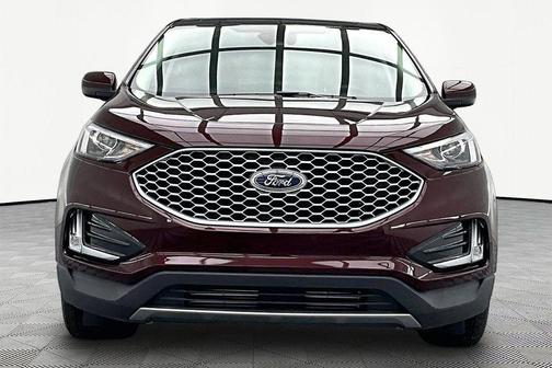 Burgundy 2024 Ford Edge SEL