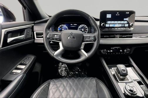 Mercury Gray Metallic 2023 Mitsubishi Outlander SEL Black Edition