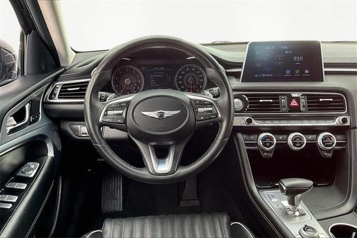 2021 Genesis G70 2.0T