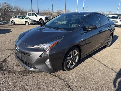 2016 Toyota Prius Four