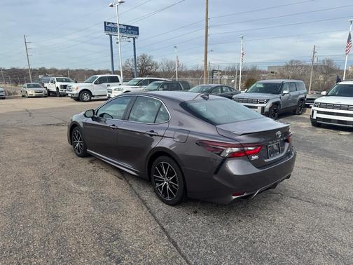 2022 Toyota Camry SE Nightshade