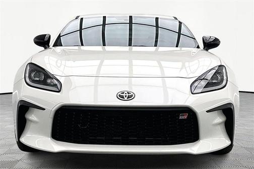 2024 Toyota GR86 Premium