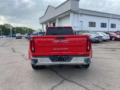 2023 GMC Sierra 3500 SLT