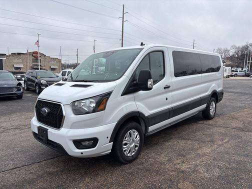 2024 Ford Transit-350 XLT