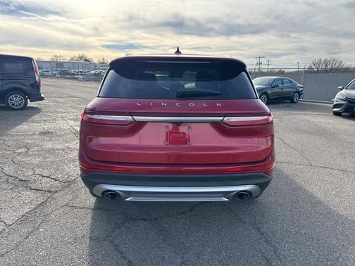 2022 Lincoln Corsair Standard