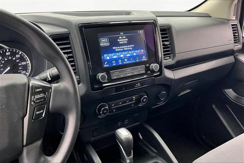 2022 Nissan Frontier S