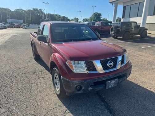 Red Brawn 2006 Nissan Frontier XE King Cab