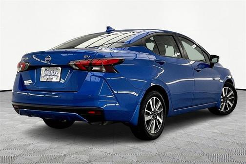 2024 Nissan Versa 1.6 SV