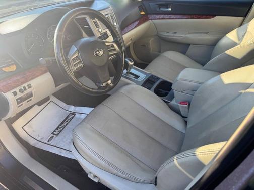 2012 Subaru Outback 2.5i Limited