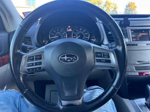 2012 Subaru Outback 2.5i Limited