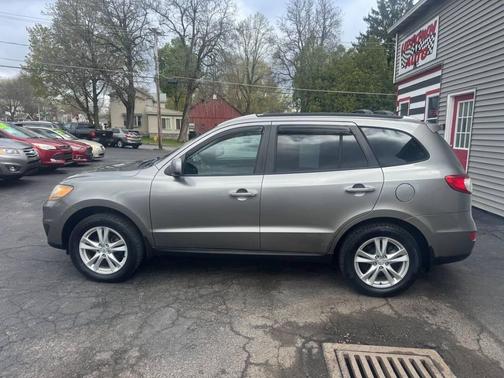 Mineral Gray 2011 Hyundai SANTA FE SE