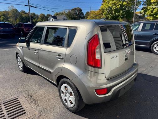 2013 Kia Soul Base
