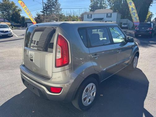 2013 Kia Soul Base