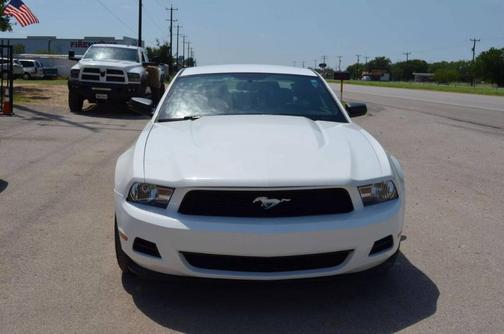 2011 Ford Mustang V6 Premium