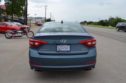 2015 Hyundai SONATA Sport