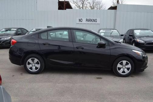 2018 Chevrolet Cruze LS