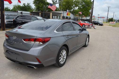 2019 Hyundai SONATA SE