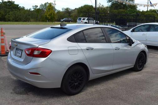 2018 Chevrolet Cruze LS