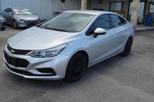 2018 Chevrolet Cruze LS