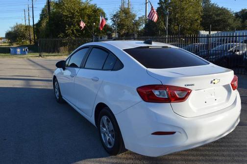 2018 Chevrolet Cruze LS