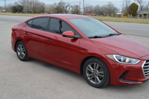 2017 Hyundai ELANTRA SE