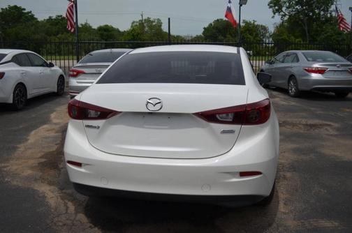 Snowflake White Pearl 2016 Mazda Mazda3 i Sport