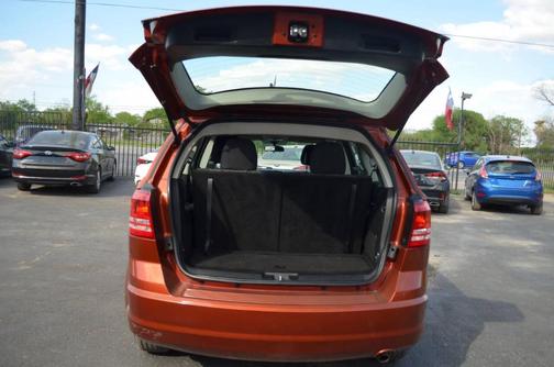 Orange 2014 Dodge Journey SE
