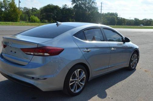 2017 Hyundai ELANTRA Limited
