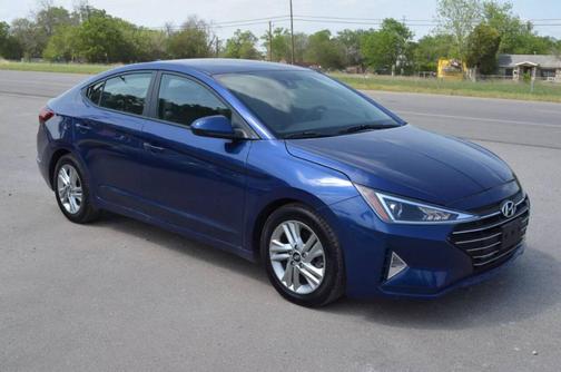 2020 Hyundai ELANTRA SEL