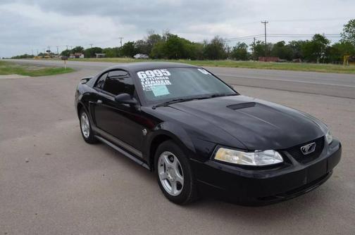 2004 Ford Mustang