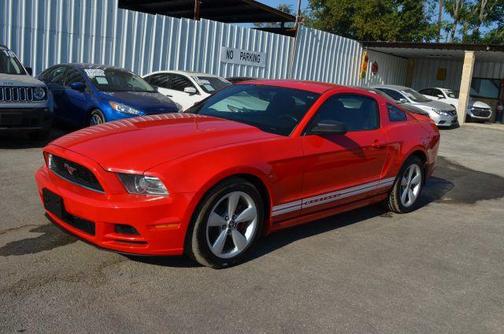 2013 Ford Mustang V6