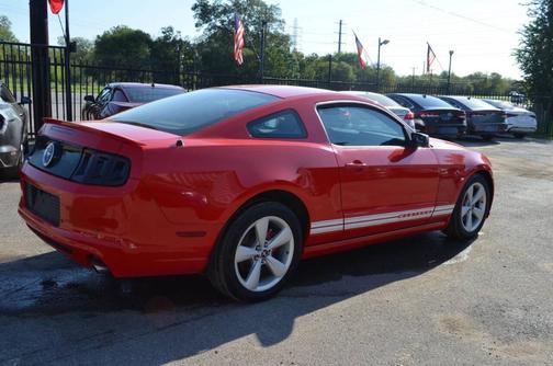 2013 Ford Mustang V6