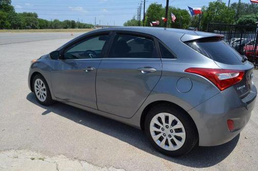 2016 Hyundai Elantra GT Base