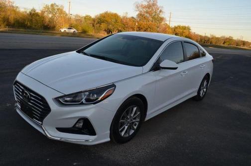 2018 Hyundai SONATA SE