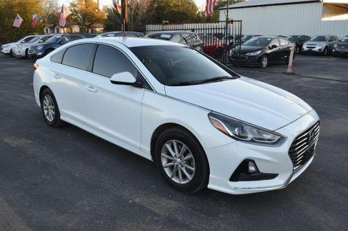 2018 Hyundai SONATA SE