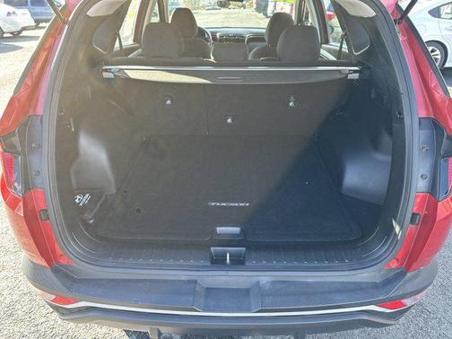 2022 Hyundai TUCSON SE