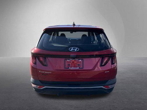 2022 Hyundai TUCSON SE