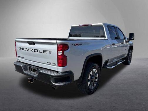 2022 Chevrolet Silverado 2500 Custom