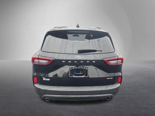 Black Metallic 2025 Ford Escape ST-Line