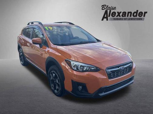 Sunshine Orange 2019 Subaru Crosstrek 2.0i Premium