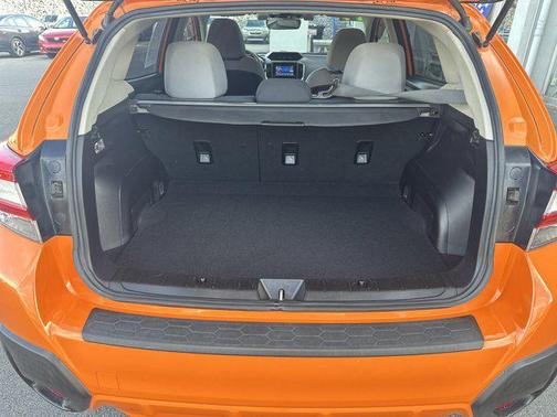 Sunshine Orange 2019 Subaru Crosstrek 2.0i Premium